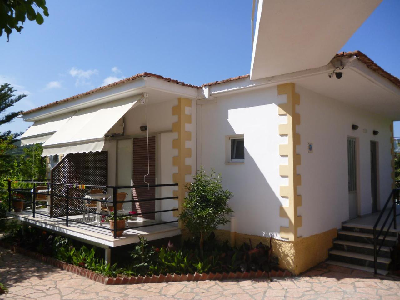 Kostas Studios Agios Georgios Pagon Exterior foto