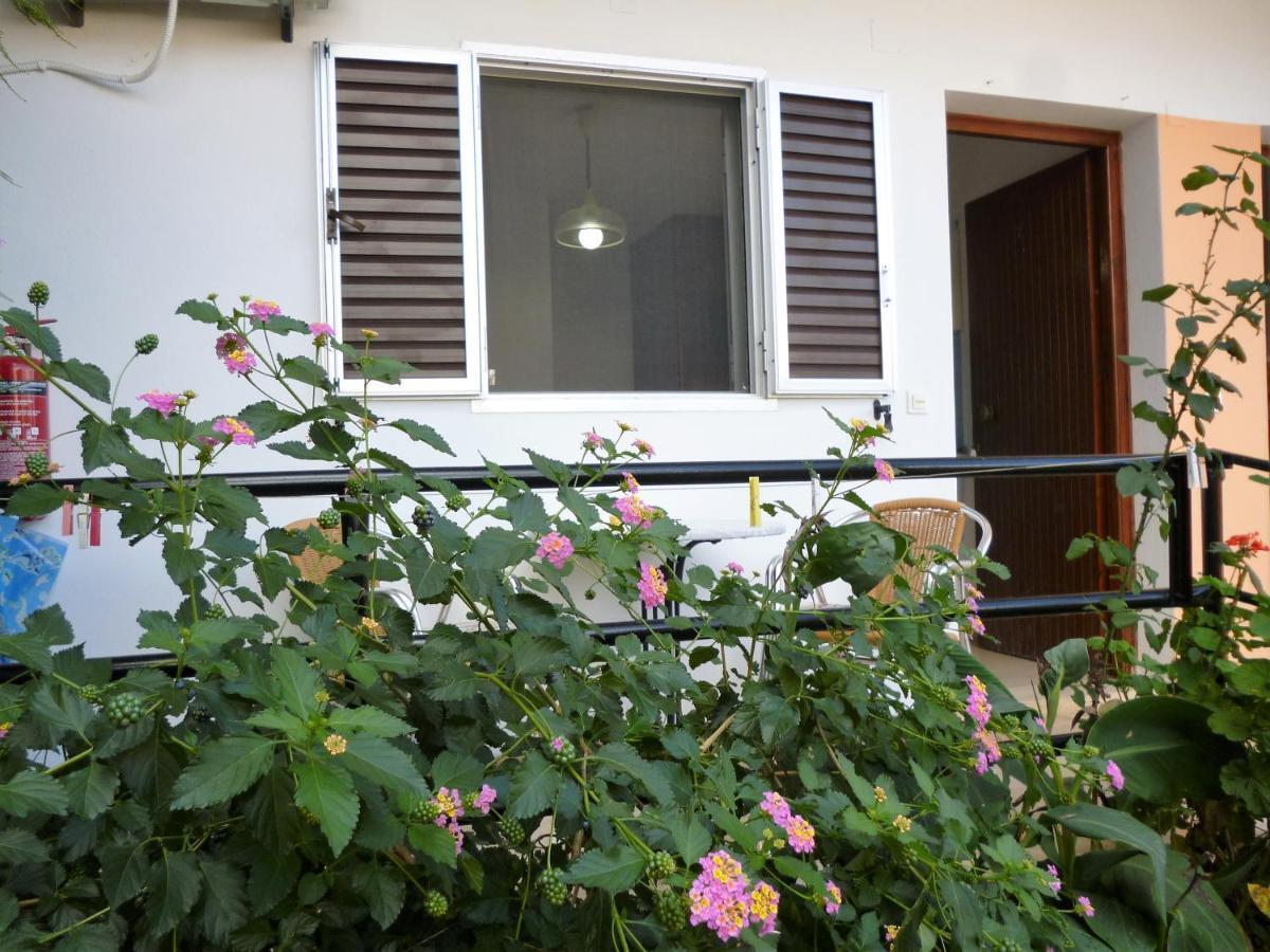 Kostas Studios Agios Georgios Pagon Exterior foto